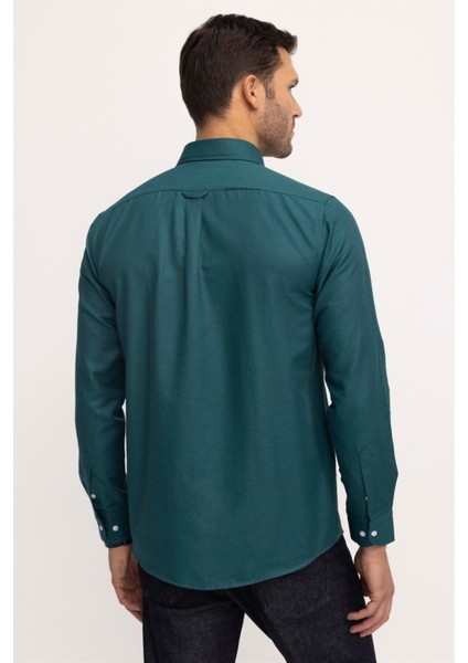 Erkek Regular Fit Klasik Kesim Oxford Doku Yaka Düğmeli Cepli Nakışlı Yeşil Gömlek fırsatları