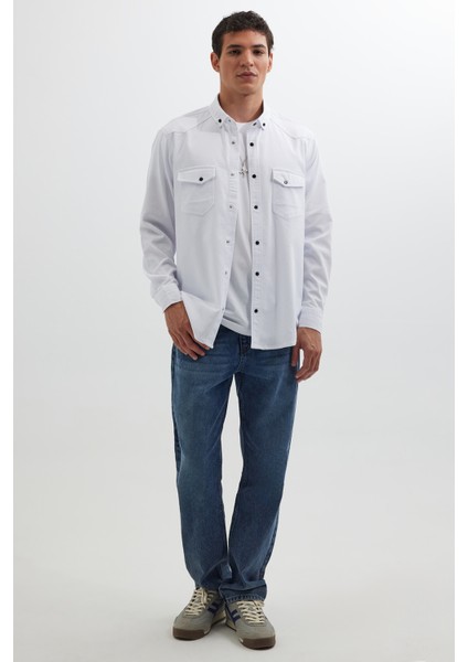 Erkek Regular Fit Rahat Kesim Çift Cepli Spor Yaka Denim Kırık Beyaz Gömlek fırsatları