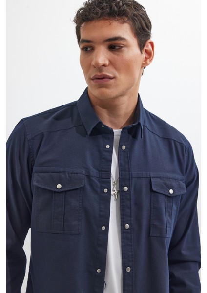 Erkek Slim Fit Uzun Kollu Spor Yaka Yıkamalı Çift Cepli Armürlü Denim Kot Lacivert Gömlek fiyatları