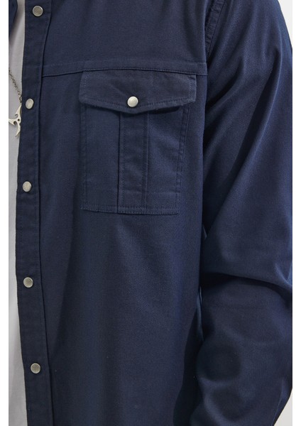 Erkek Slim Fit Uzun Kollu Spor Yaka Yıkamalı Çift Cepli Armürlü Denim Kot Lacivert Gömlek modelleri