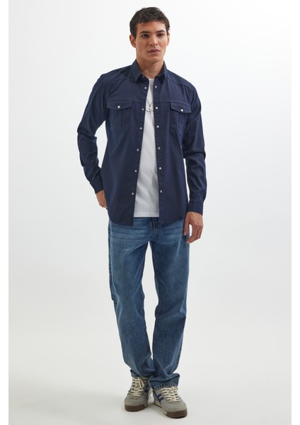 Erkek Slim Fit Uzun Kollu Spor Yaka Yıkamalı Çift Cepli Armürlü Denim Kot Lacivert Gömlek fırsatları