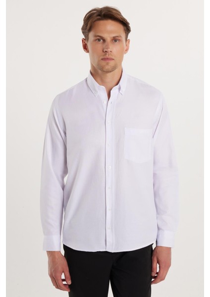 Erkek Regular Fit Klasik Kesim Düz Yaka Düğmeli Cepli Beyaz Gömlek fırsatları