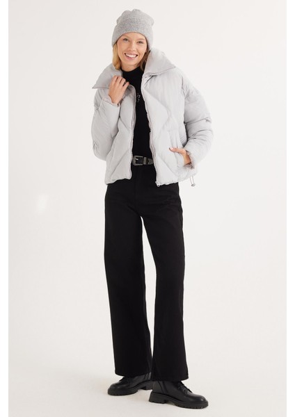 Kadın Oversize Geniş Kesim Şişme Dik Yaka Gri Mont fırsatları