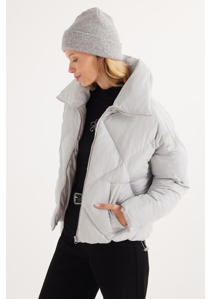 Kadın Oversize Geniş Kesim Şişme Dik Yaka Gri Mont indirimleri