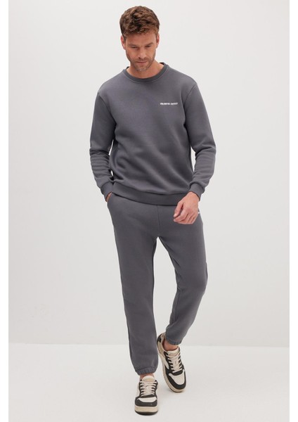 Erkek Relax Fit Pamuklu 3 İplik Yumuşak Dokulu İçi Polarlı Bisiklet Yaka Füme Eşofman Takımı modelleri