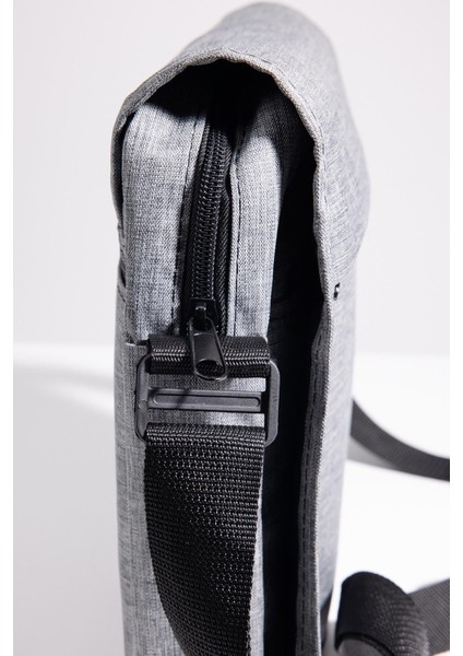 Unisex Ayarlanabilir Çapraz Askılı Gri Postacı Omuz Çantası modelleri