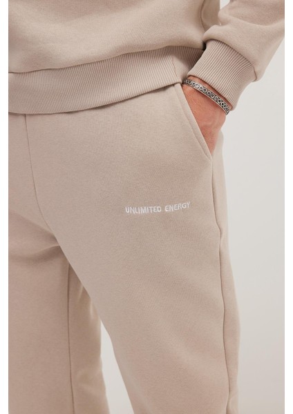 Erkek Relax Fit Pamuklu 3 İplik Yumuşak Dokulu İçi Polarlı Bisiklet Yaka Bej Eşofman Takımı fiyatları