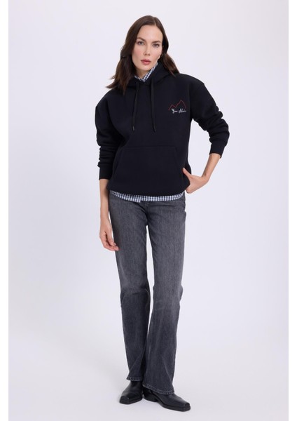 Kadın Oversize Geniş Kesim Pamuklu Yumuşak Dokulu İçi Polarlı Baskılı Siyah Kapüşonlu Sweatshirt fırsatları