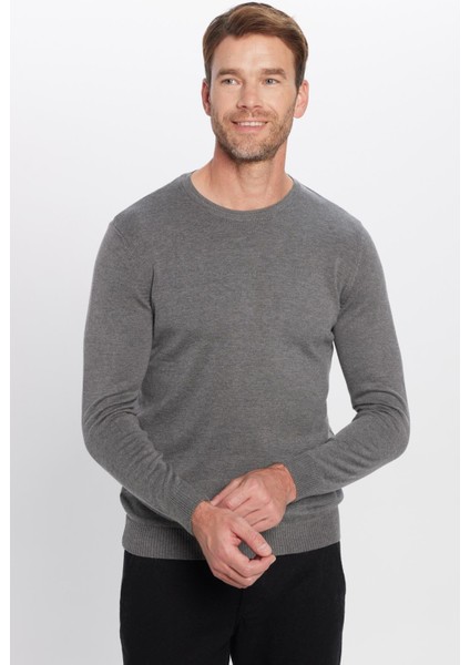 Erkek Standart Fit Normal Kesim Bisiklet Yaka Gri Triko Kazak fiyatları