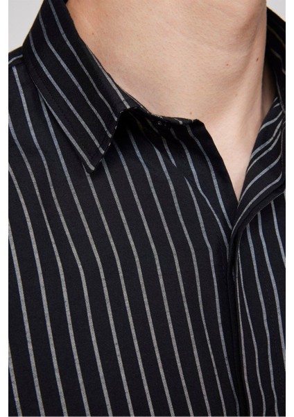 Slim Fit Uzun Kollu Pamuklu Kolay Ütü Çizgili Erkek Siyah Lacivert Gömlek indirimleri