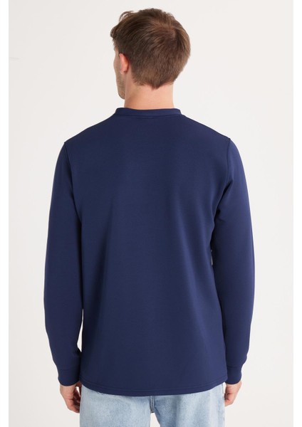 Erkek Standart Fit Pamuklu Bisiklet Yaka Şardonlu Baskılı İndigo Sweatshirt indirimleri