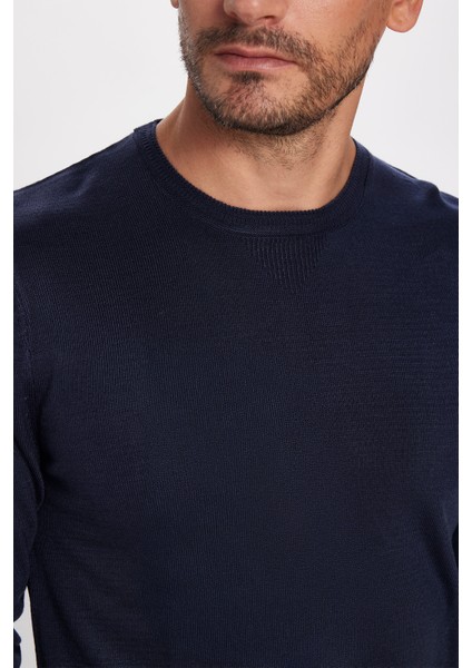 Erkek Slim Fit Dar Kesim Yumuşak Dokulu Tüylenmeyen Lacivert Bisiklet Yaka Triko Kazak fırsatları