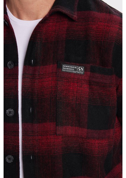 Erkek Relax Fit Rahat Kesim Oduncu Çift Cepli Kareli Yırtmaçlı Kışlık Gömlek modelleri