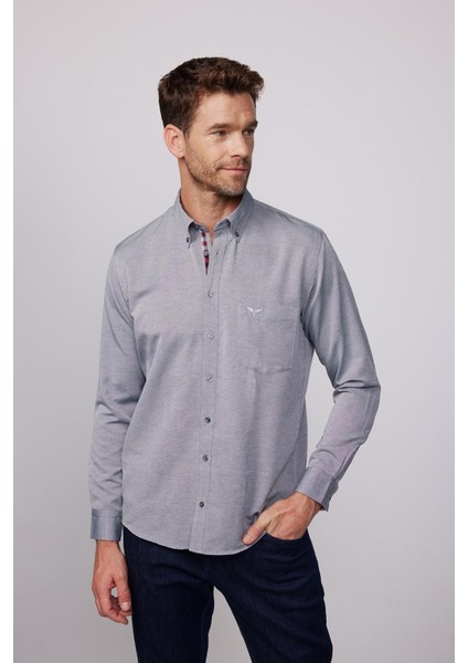 Erkek Regular Fit Klasik Kesim Pamuklu Oxford Doku Tek Cepli Gri Düğmeli Yaka Gömlek