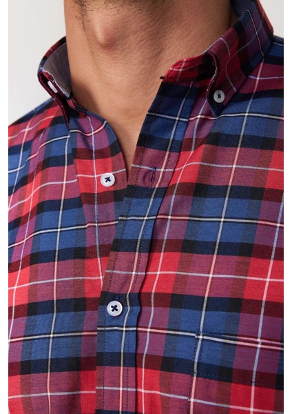 Erkek Regular Fit Klasik Kesim Düğmeli Yaka Küçük Kareli Pamuklu Bordo Gömlek fırsatları