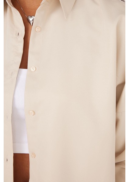 Kadın Oversize Rahat Kesim Spor Yaka Uzun Kollu Basic Düz Bej Gömlek fiyatları