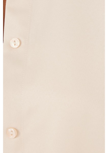 Kadın Oversize Rahat Kesim Spor Yaka Uzun Kollu Basic Düz Bej Gömlek indirimleri