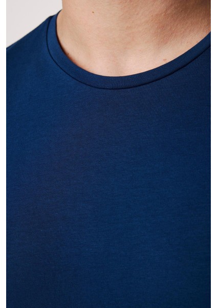 Slim Fit Bisiklet Yaka Düz Basıc Kısa Kol Lacivert T-Shirt fırsatları