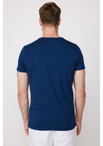 Slim Fit Bisiklet Yaka Düz Basıc Kısa Kol Lacivert T-Shirt indirimleri