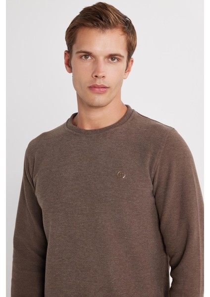 Erkek Slim Fit Dar Kesim Pamuklu Selanik Kumaş Bisiklet Yaka Kahverengi Sweatshirt fiyatları