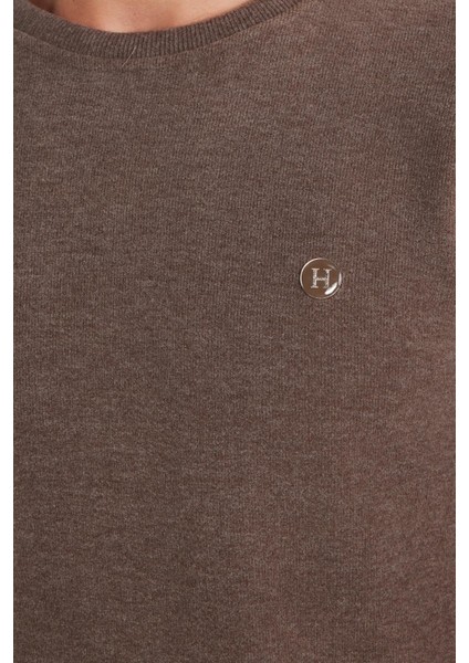 Erkek Slim Fit Dar Kesim Pamuklu Selanik Kumaş Bisiklet Yaka Kahverengi Sweatshirt modelleri