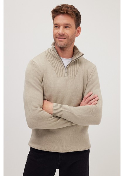 Erkek Slim Fit Dar Kesim Armürlü Fermuarlı Taş Dik Yaka Kazak fırsatları