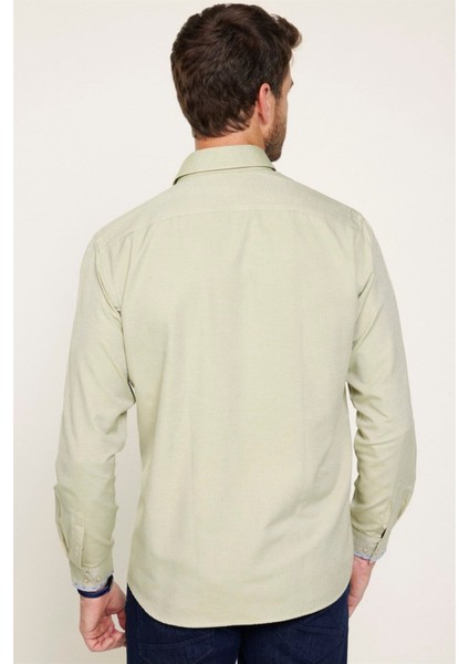 Erkek Regular Fit Klasik Kesim Pamuklu Oxford Doku Tek Cepli Yeşil Düğmeli Yaka Gömlek indirimleri