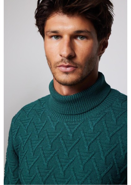 Slim Fit Dar Kesim Tam Balıkçı Yaka Desenli Erkek Triko Kazak fiyatları