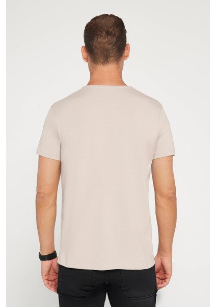 Erkek Slim Fit Dar Kesim Pamuklu Yumuşak Dokulu Likralı Esnek Kumaş Düz Basic Taş Renk Bisiklet Yaka indirimleri