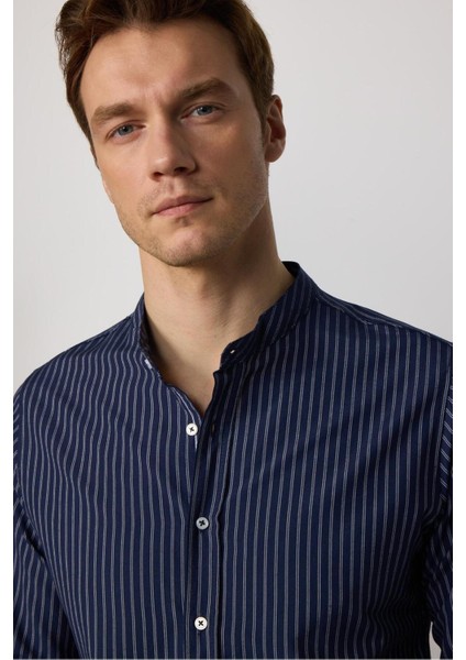 Slim Fit Uzun Kollu Hakim Yaka Pamuklu Kolay Ütü Çizgili Erkek Lacivert Gömlek fiyatları