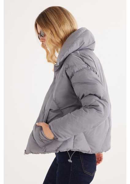 Kadın Oversize Geniş Kesim Şişme Dik Yaka Antrasit Mont indirimleri