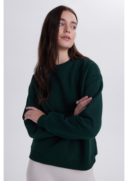 Kadın Oversize Geniş Kesim Pamuklu Bisiklet Yaka Yeşil Sweatshirt