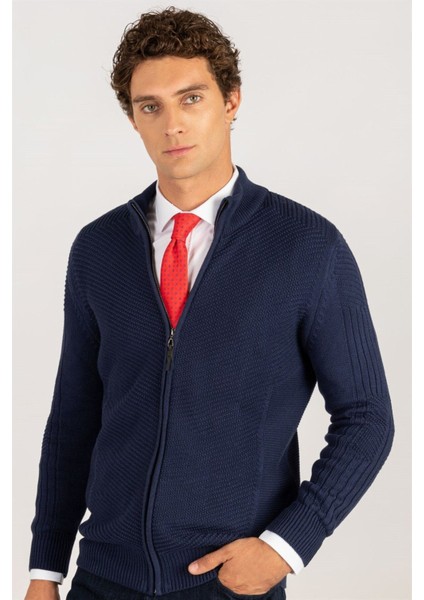 Erkek Standart Fit Normal Kesim Kendinden Desenli Lacivert Hırka fiyatları