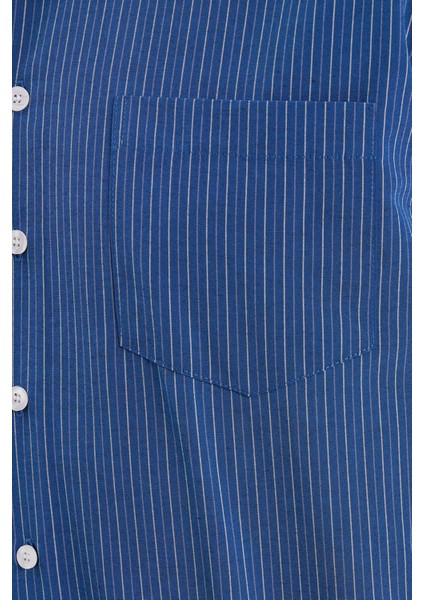 Erkek Regular Fit Klasik Kesim İnce Çizgili Pamuklu Kravatlık Yaka Gömlek