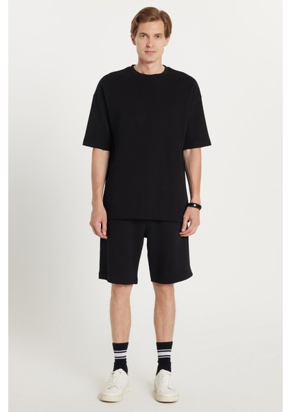 Erkek Standart Fit %100 Pamuk Bisiklet Yaka Beli Bağcıklı Siyah Şort Takım fırsatları