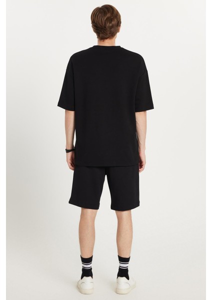 Erkek Standart Fit %100 Pamuk Bisiklet Yaka Beli Bağcıklı Siyah Şort Takım indirimleri