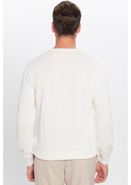 Erkek Slim Fit Dar Kesim Bisiklet Yaka Petek Desenli Beyaz Triko Kazak indirimleri