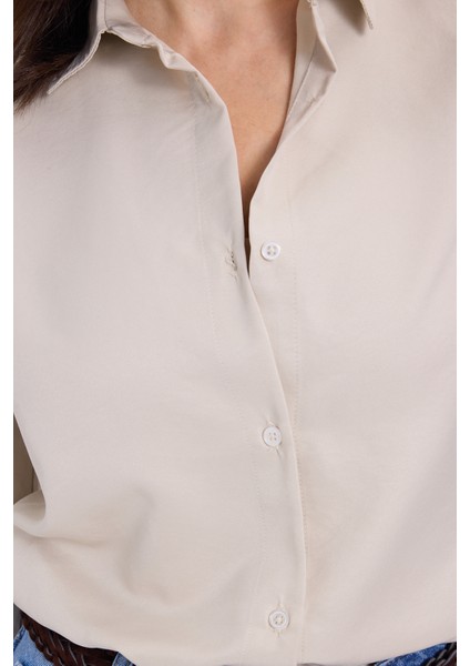 Kadın Slim Fit Dar Kesim Vücuda Oturan Uzun Kollu Açık Bej Basic Gömlek modelleri
