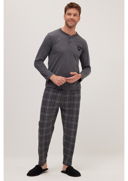 Erkek Regular Fit Pamuklu Düğmeli Yaka Beli Lastikli Desenli Gri Pijama Takımı indirimleri