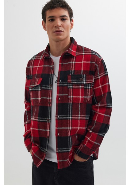 Erkek Relax Fit Rahat Kesim Oduncu Çift Cep Düğmeli Kareli Kışlık Gömlek indirimleri