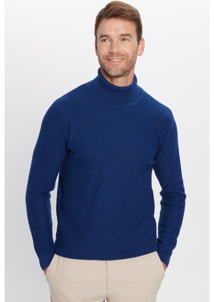 Erkek Slim Fit Dar Kesim Tam Balıkçı Yaka Desenli Triko Kazak fiyatları