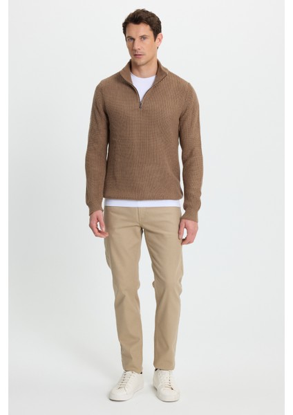 Erkek Slim Fit Dar Kesim Fermuarlı Koyu Vizon Dik Yaka Triko Kazak fırsatları