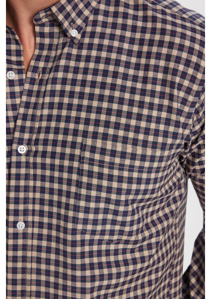 Erkek Regular Fit Klasik Kesim Düğmeli Yaka Küçük Kareli Pamuklu Gömlek fiyatları