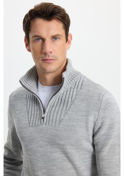 Erkek Slim Fit Dar Kesim Armürlü Fermuarlı Gri Dik Yaka Kazak fiyatları