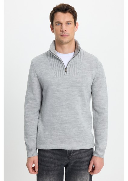 Erkek Slim Fit Dar Kesim Armürlü Fermuarlı Gri Dik Yaka Kazak