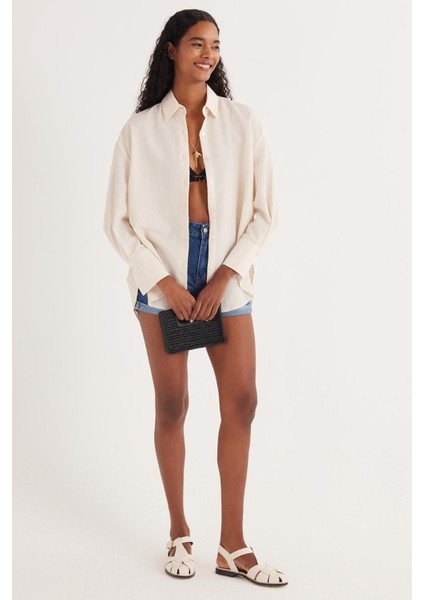 Kadın Oversize Geniş Kesim Bürümcük Pens Detaylı Uzun Kollu Dokulu Ekru Gömlek indirimleri