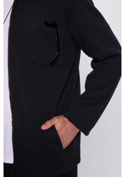 Erkek Relax Fit Rahat Kesim Örme Fermuarlı Cepli Kışlık Siyah Klasik Yaka Gömlek indirimleri