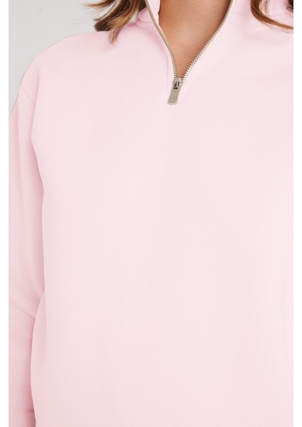 Kadın Relax Fit Rahat Kesim Pamuklu İçi Polarlı Yarım Fermuarlı Pembe Dik Yaka Sweatshirt modelleri