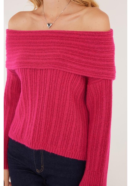 Kadın Regular Fit Klasik Kesim Uzun Kollu Omzu Açık Fuşya Kazak modelleri