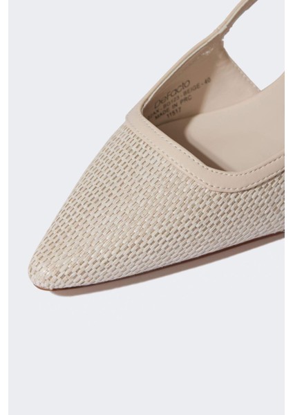 Kadın Bağcıklı Yüksek Taban Suni Deri Topuklu Sandalet